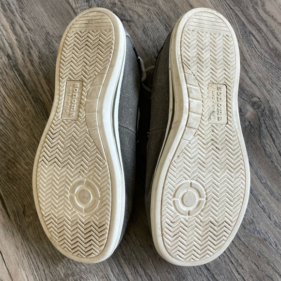 Sonoma Grey Boys Boat Shoes, size 3 - Picture 4 of 5